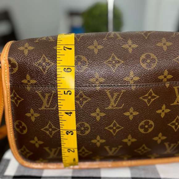 Louis Vuitton Sologne - Picture 3 of 10